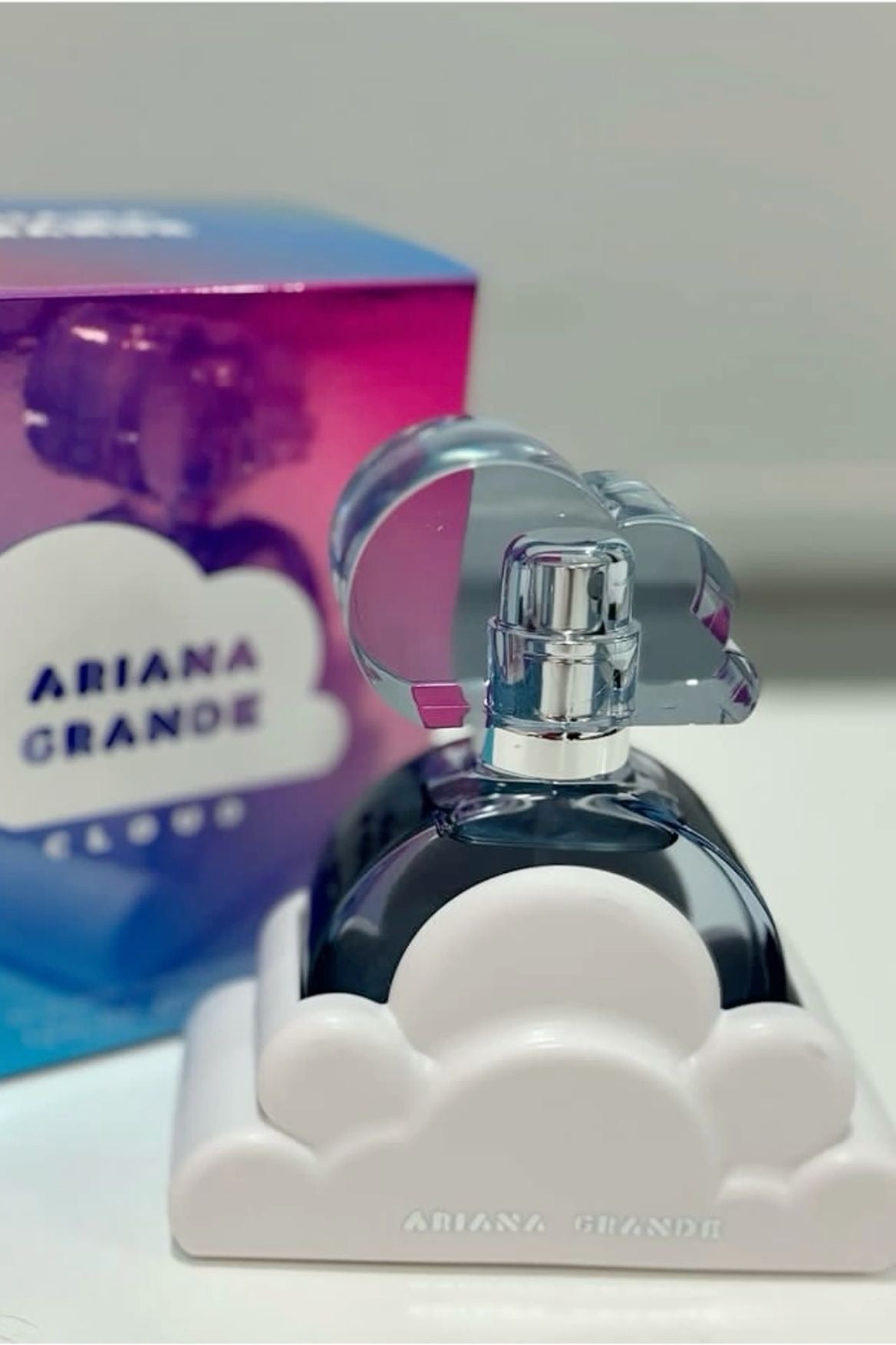 Cloud by Ariana Grande Eau de Parfum Woman 3.4 oz 100 ml